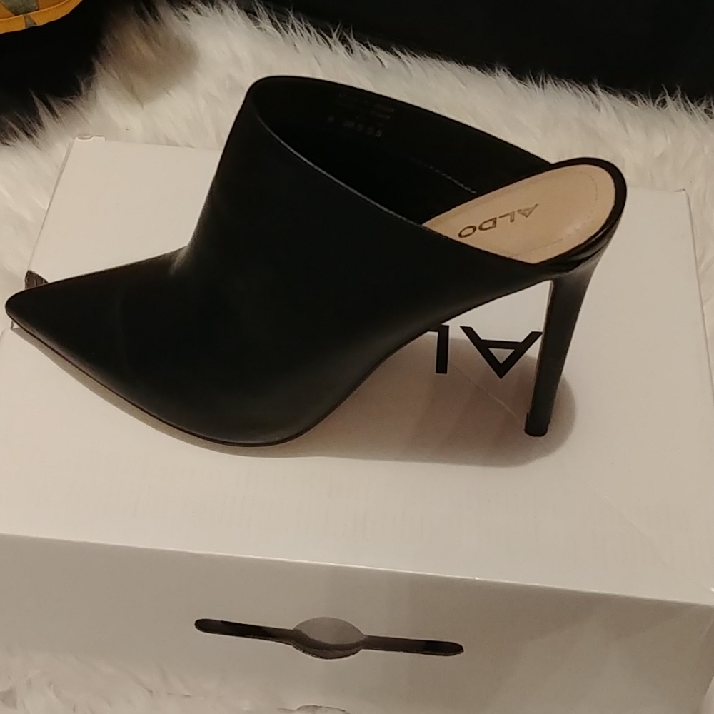 Black Mules